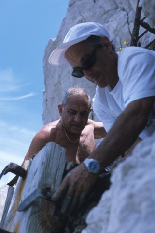 Albet Falco accompagné de Robert Polio sur le Grand Conglue 